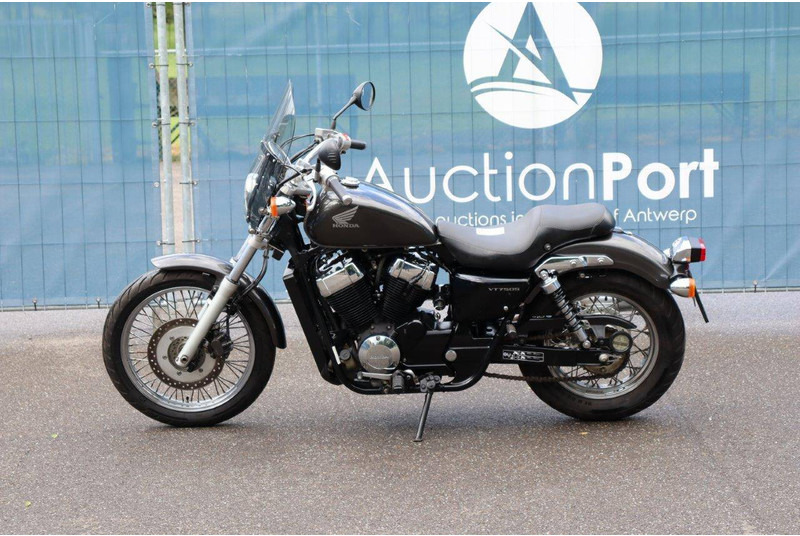 Honda VT750 - Motorcykel: bild 2 Honda VT750 - Motorcykel: bild 2