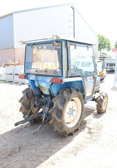 Iseki TA227 - Traktor: bild 5 Iseki TA227 - Traktor: bild 5