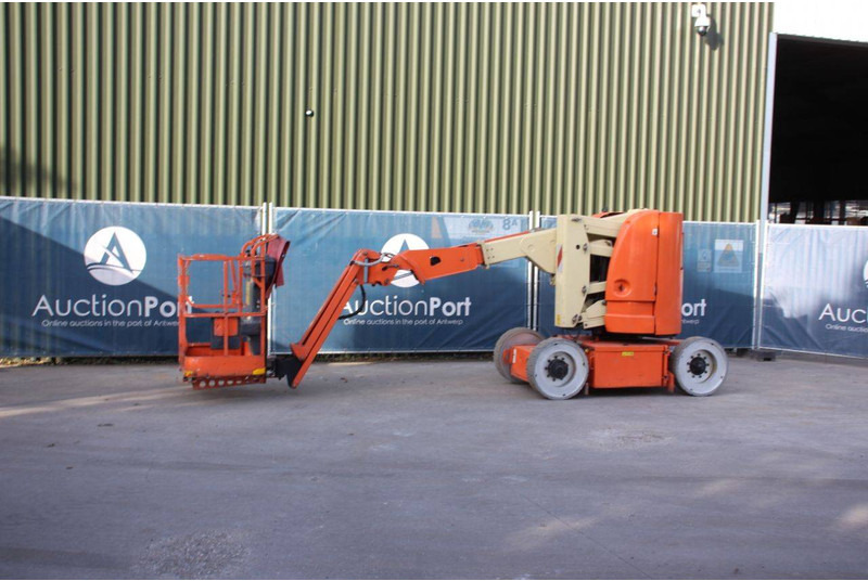 JLG E300AJP - Bomlift: bild 1 JLG E300AJP - Bomlift: bild 1