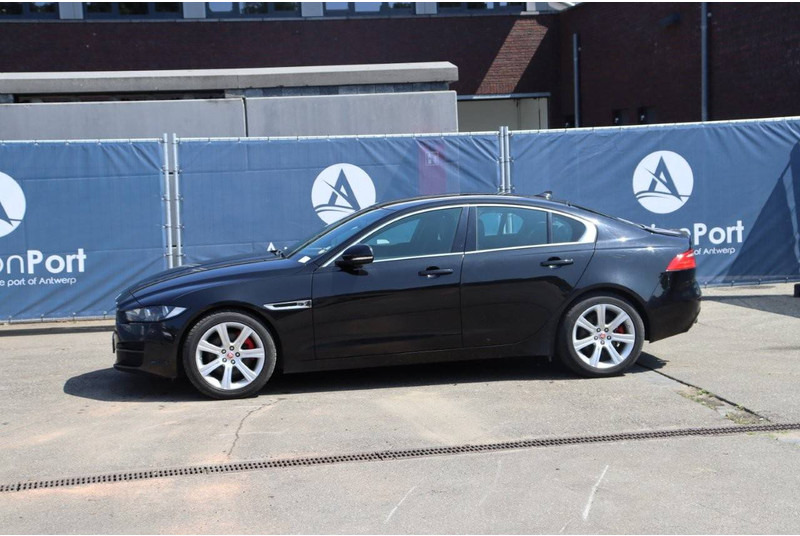 Jaguar XE - Sedan: bild 1 Jaguar XE - Sedan: bild 1
