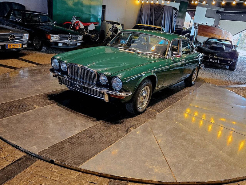 Jaguar XJ (series II) 4.2 Automatic - Sedan: bild 1 Jaguar XJ (series II) 4.2 Automatic - Sedan: bild 1