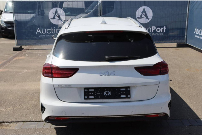 Kia Ceed Sportswagon - Sedan: bild 5 Kia Ceed Sportswagon - Sedan: bild 5