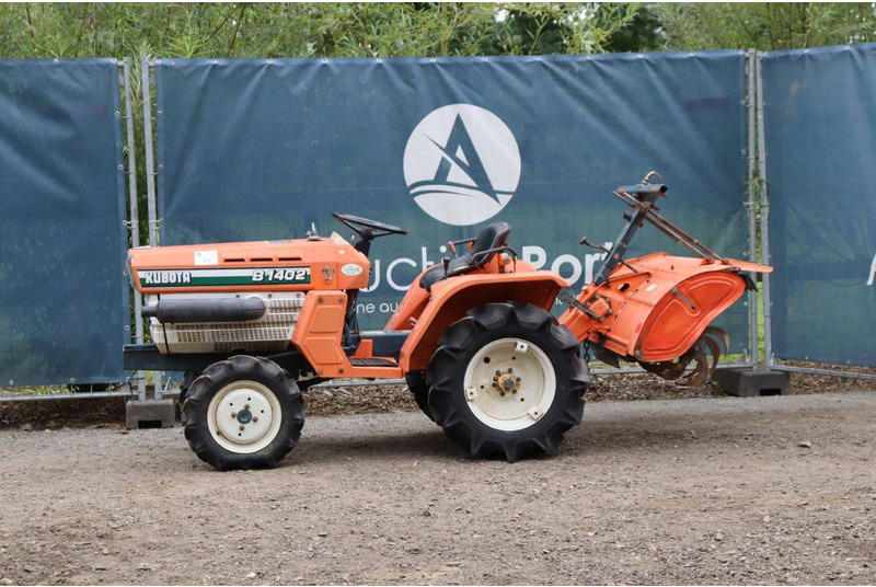 Kubota B1402 - Traktor: bild 1 Kubota B1402 - Traktor: bild 1