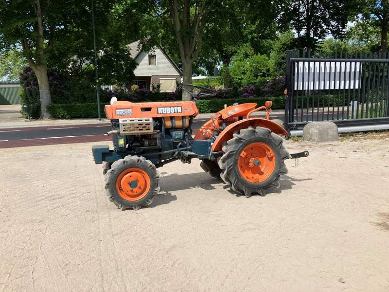 Kubota B5000 - Traktor: bild 1 Kubota B5000 - Traktor: bild 1