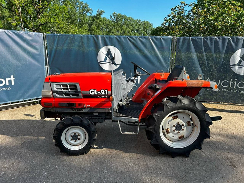 Kubota GL-21 - Traktor: bild 1 Kubota GL-21 - Traktor: bild 1