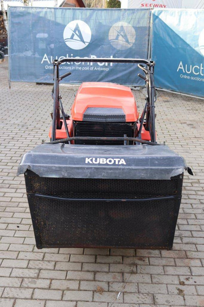 Kubota GZD21 - Gräsklippare: bild 5 Kubota GZD21 - Gräsklippare: bild 5
