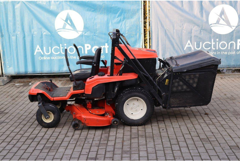Kubota GZD21 - Gräsklippare: bild 2 Kubota GZD21 - Gräsklippare: bild 2