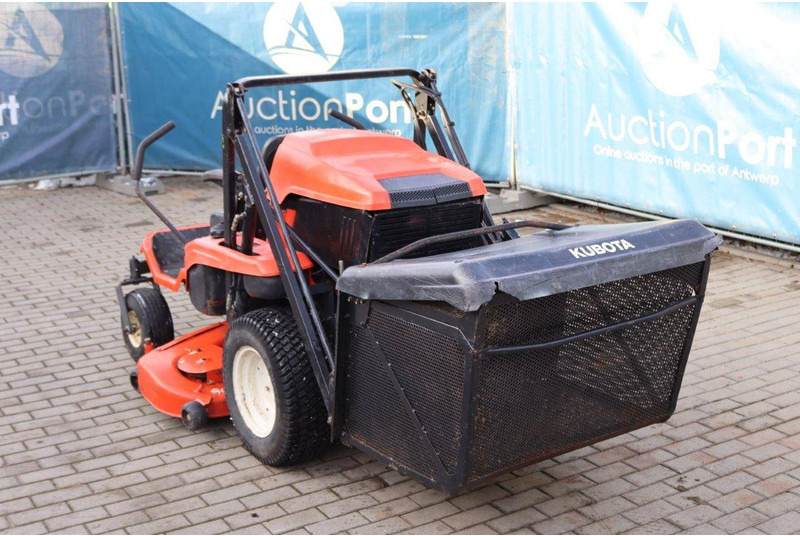 Kubota GZD21 - Gräsklippare: bild 4 Kubota GZD21 - Gräsklippare: bild 4