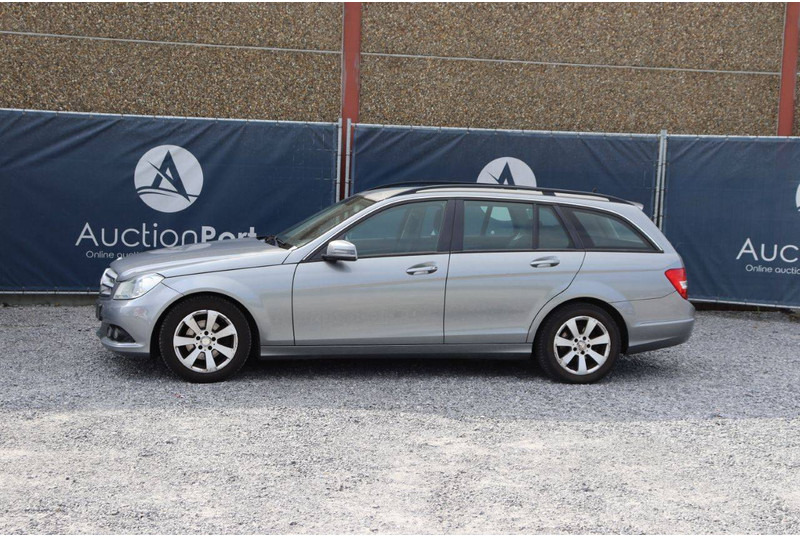 Mercedes-Benz C-Klasse 180 CDI - Sedan: bild 1 Mercedes-Benz C-Klasse 180 CDI - Sedan: bild 1