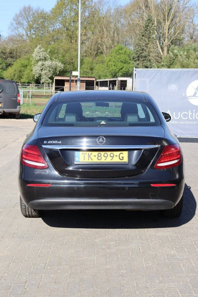 Mercedes-Benz E-Klasse 200 D - Sedan: bild 4 Mercedes-Benz E-Klasse 200 D - Sedan: bild 4