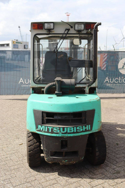 Mitsubishi FD-30 - Dieseltruck: bild 5 Mitsubishi FD-30 - Dieseltruck: bild 5