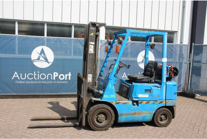 Mitsubishi FG 14 - Gasoltruck: bild 1 Mitsubishi FG 14 - Gasoltruck: bild 1