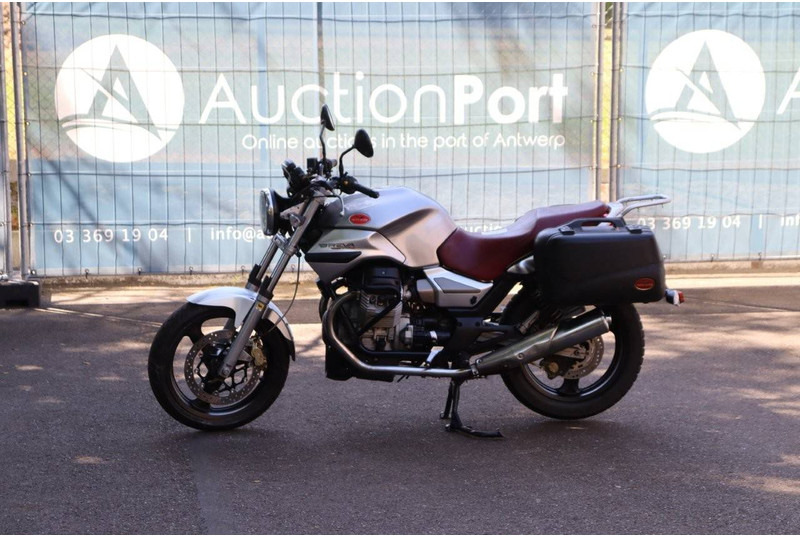 Moto Guzzi Breva 750 - Motorcykel: bild 1 Moto Guzzi Breva 750 - Motorcykel: bild 1
