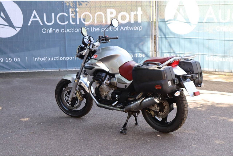 Moto Guzzi Breva 750 - Motorcykel: bild 3 Moto Guzzi Breva 750 - Motorcykel: bild 3