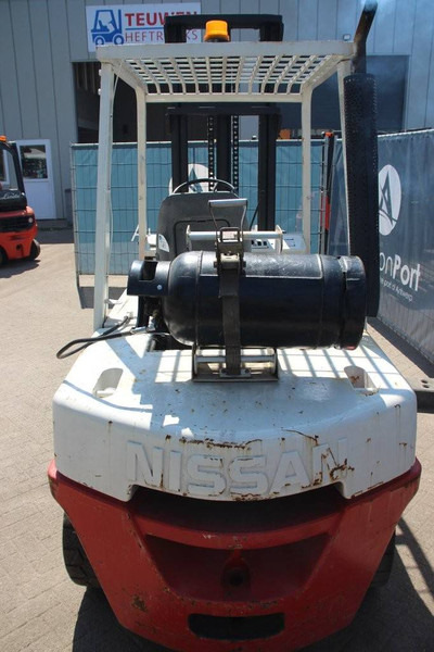 Nissan UGF03A40U - Gasoltruck: bild 4 Nissan UGF03A40U - Gasoltruck: bild 4