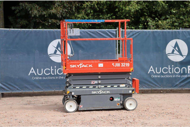 Skyjack SJ III 3219 - Saxlift: bild 1 Skyjack SJ III 3219 - Saxlift: bild 1