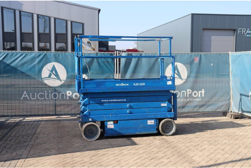 Skyjack SJIII 3226 - Saxlift: bild 1 Skyjack SJIII 3226 - Saxlift: bild 1