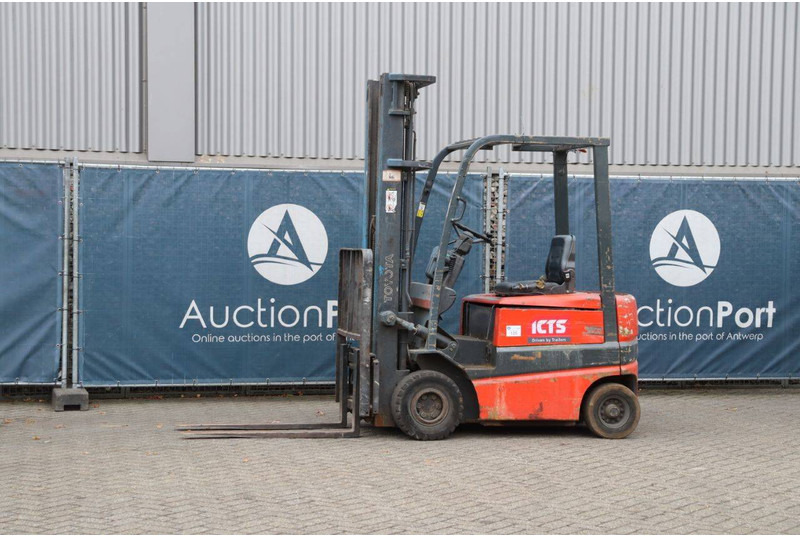 Toyota FBMF16 - Eltruck: bild 1 Toyota FBMF16 - Eltruck: bild 1