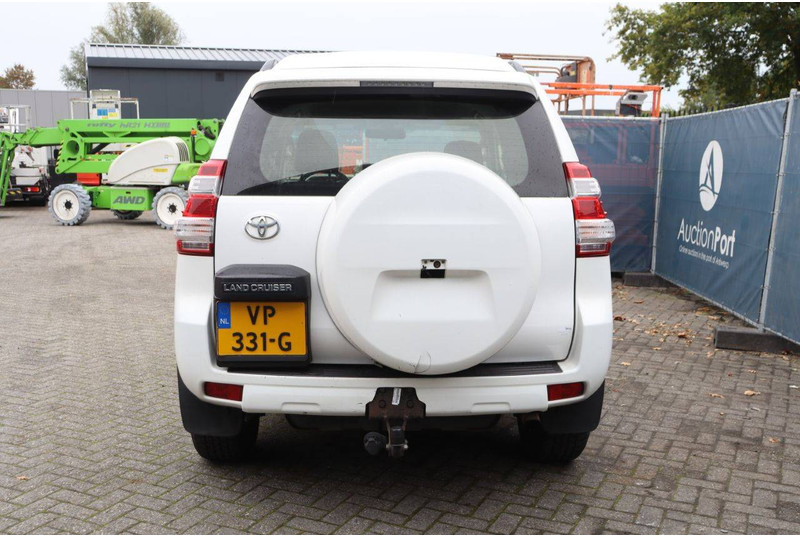 Toyota Land Cruiser - Sedan: bild 5 Toyota Land Cruiser - Sedan: bild 5