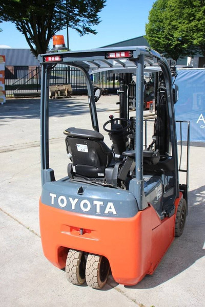 Toyota Traigo 15 - Eltruck: bild 5 Toyota Traigo 15 - Eltruck: bild 5