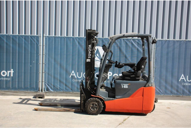 Toyota Traigo 16 - Eltruck: bild 2 Toyota Traigo 16 - Eltruck: bild 2