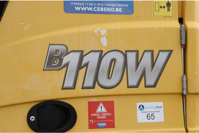 Grävmaskin på däck Yanmar B110W: bild 20