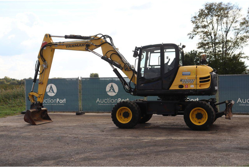 Yanmar B110W - Grävmaskin på däck: bild 3 Yanmar B110W - Grävmaskin på däck: bild 3