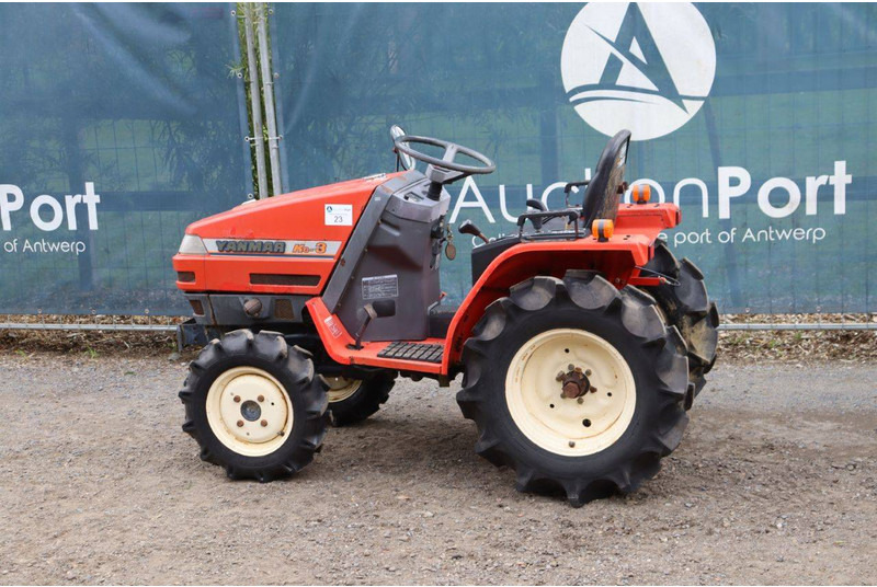 Yanmar Ke-3D - Traktor: bild 3 Yanmar Ke-3D - Traktor: bild 3