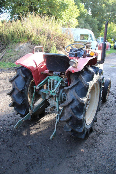 Yanmar YM2310 - Traktor: bild 5 Yanmar YM2310 - Traktor: bild 5