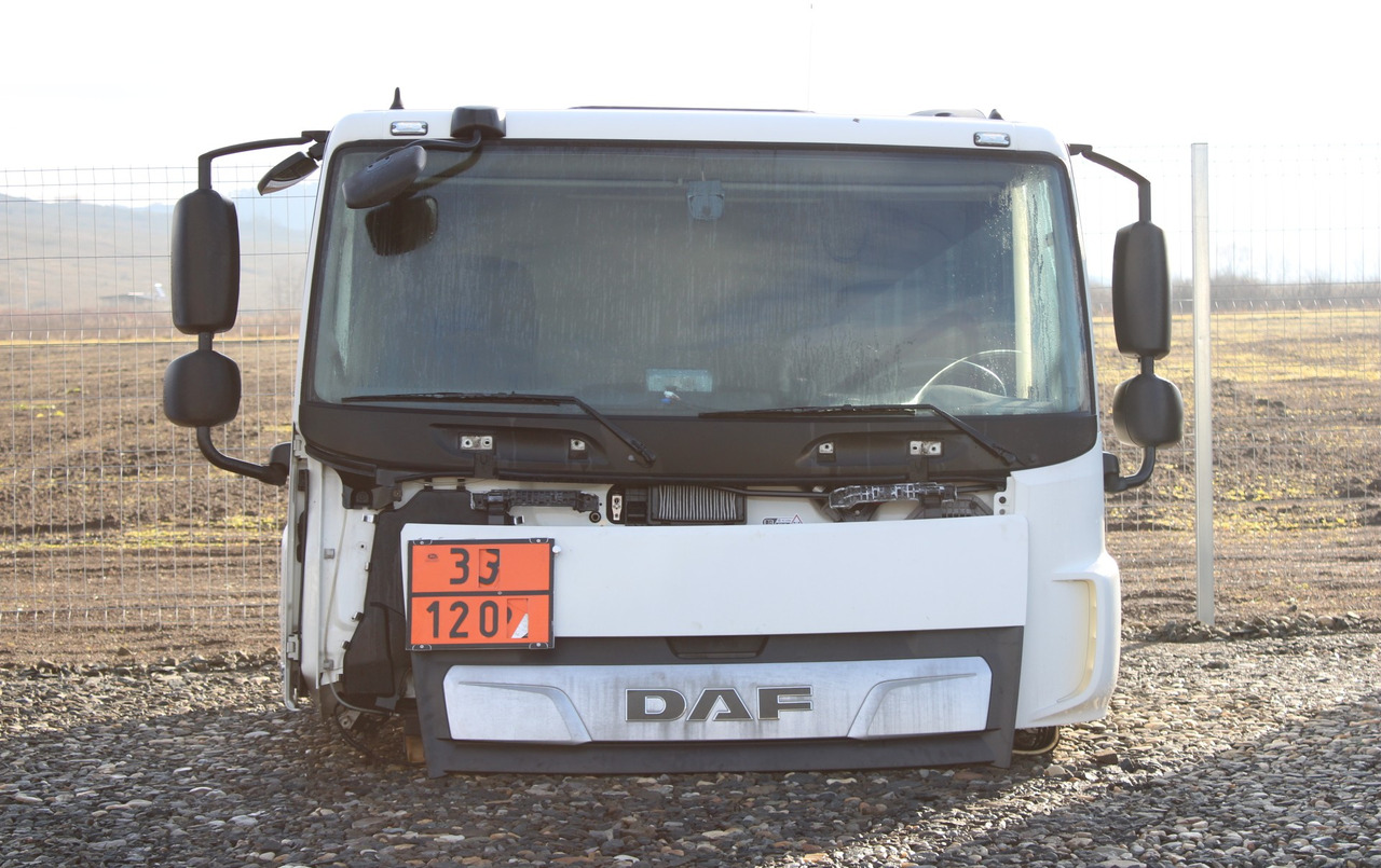 CABINA DAF CF SLEEPER CAB L2H1 - Hytt för Lastbil: bild 1 CABINA DAF CF SLEEPER CAB L2H1 - Hytt för Lastbil: bild 1