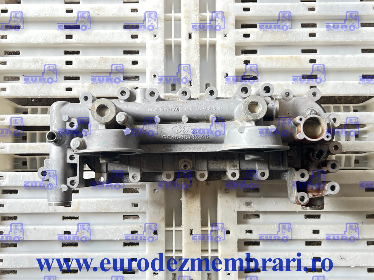 CARCASA FILTRE ULEI + TERMOFLOT FORD CARGO FHR6 GC466C732AC, GC466N781AD - Oljefilter för Lastbil: bild 1 CARCASA FILTRE ULEI + TERMOFLOT FORD CARGO FHR6 GC466C732AC, GC466N781AD - Oljefilter för Lastbil: bild 1