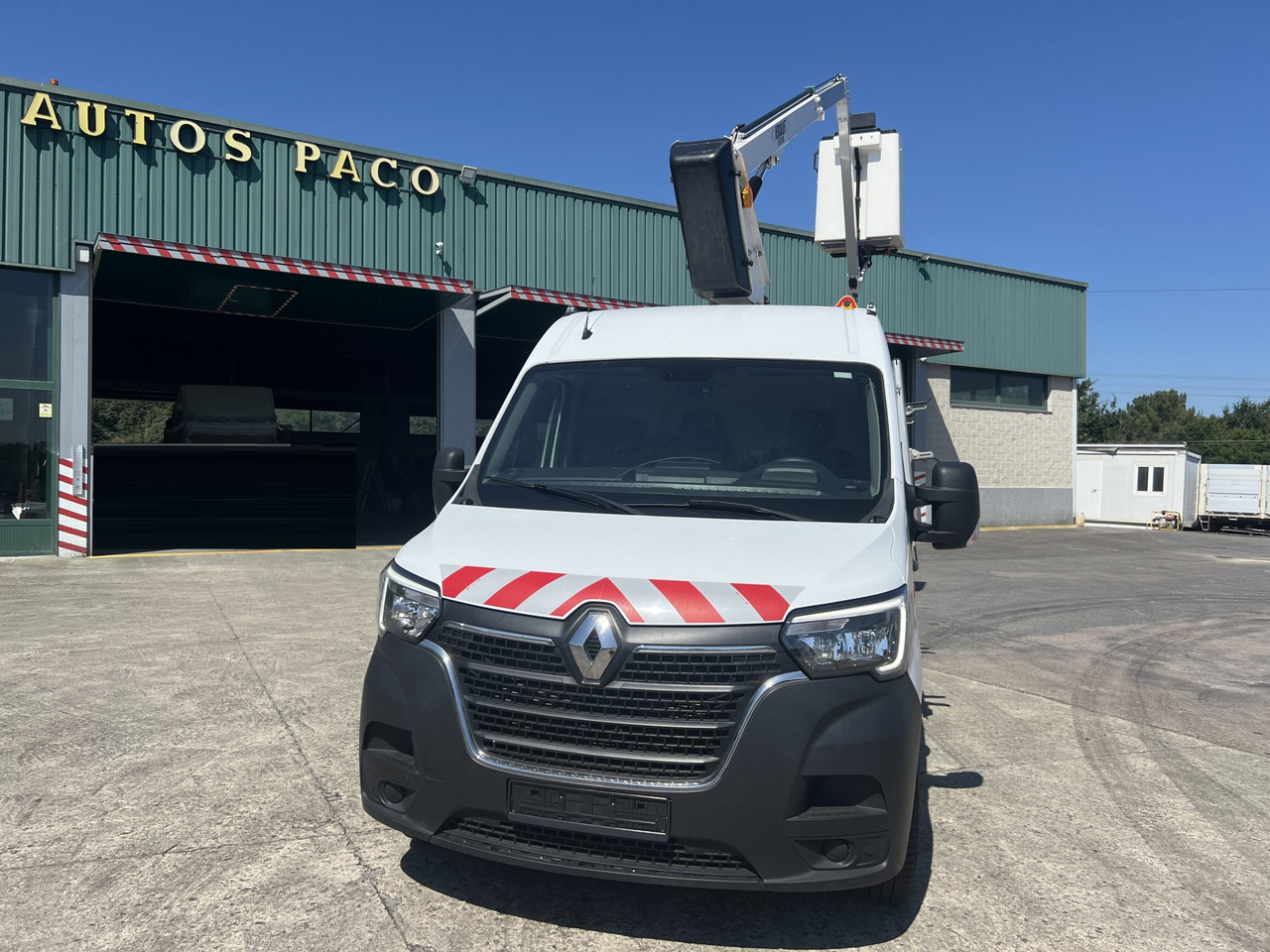 FURGON CON CESTA RENAULT MASTER - Billift: bild 1 FURGON CON CESTA RENAULT MASTER - Billift: bild 1