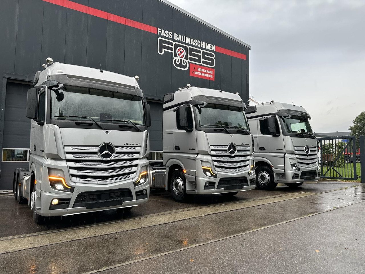 Mercedes Benz Actros 2652 LS 6x4 | NEUFAHRZEUGE | ZGG 120 to - Dragbil: bild 1 Mercedes Benz Actros 2652 LS 6x4 | NEUFAHRZEUGE | ZGG 120 to - Dragbil: bild 1