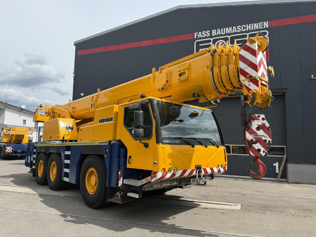 Liebherr LTM 1055-3.1 (05 - 055 855) - Mobilkran: bild 1 Liebherr LTM 1055-3.1 (05 - 055 855) - Mobilkran: bild 1