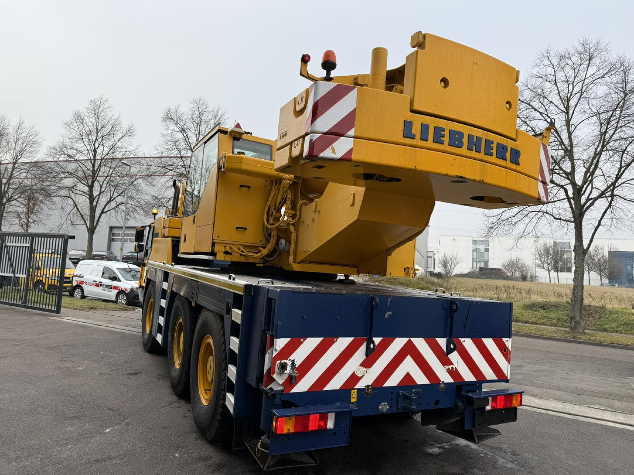 Liebherr LTM 1055-3.1 (06 - 055 996) | 6 x 6 - Mobilkran: bild 4 Liebherr LTM 1055-3.1 (06 - 055 996) | 6 x 6 - Mobilkran: bild 4