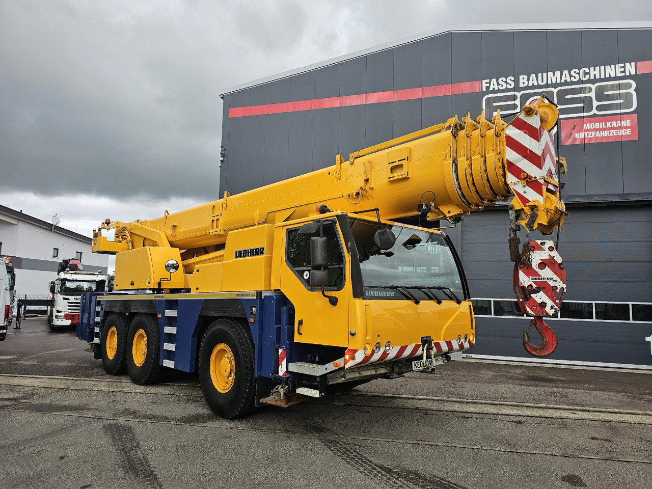 Liebherr LTM 1055-3.1 (06 - 056 016) | 6 x 6 - Mobilkran: bild 1 Liebherr LTM 1055-3.1 (06 - 056 016) | 6 x 6 - Mobilkran: bild 1