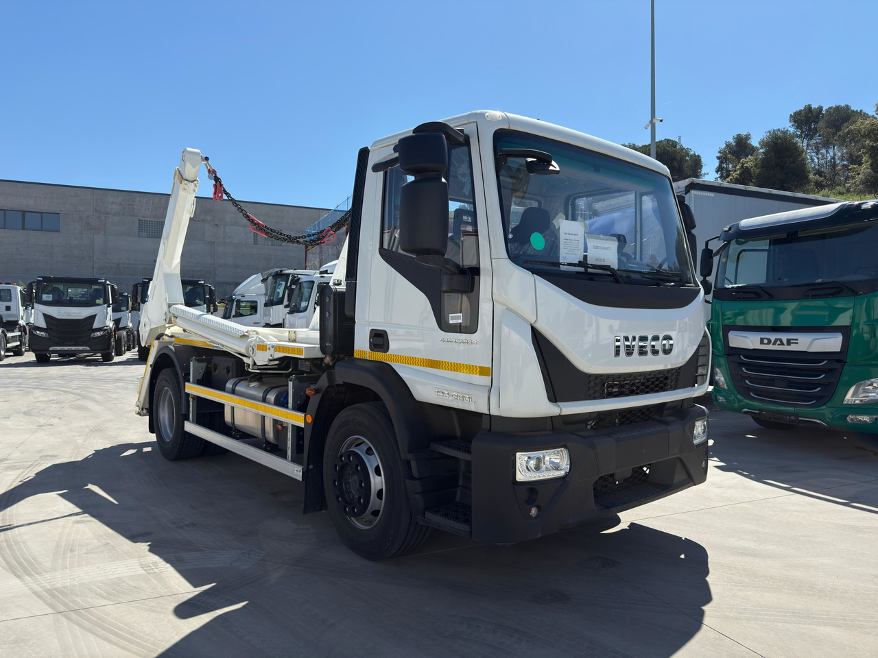 IVECO ML190E28L Eurocargo E6 (Track Equipment) - Liftdumper lastbil: bild 2 IVECO ML190E28L Eurocargo E6 (Track Equipment) - Liftdumper lastbil: bild 2
