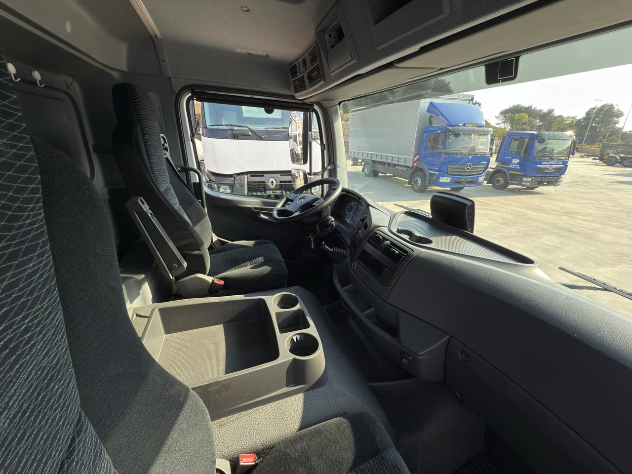 Kapellbil MERCEDES BENZ 15.24L Atego E6 (Semitauliner): bild 8