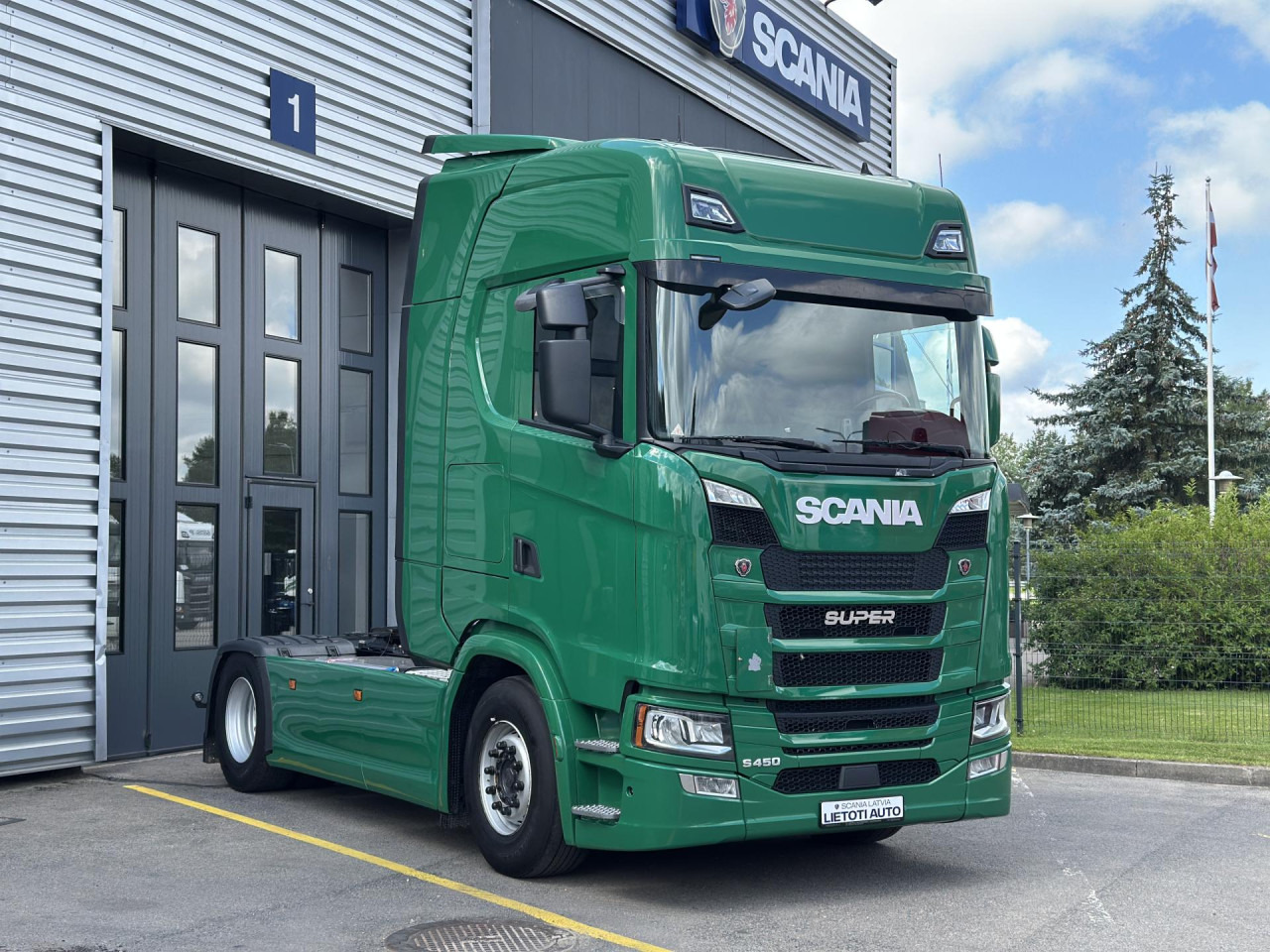 SCANIA S 450 A4x2NB - Dragbil: bild 1 SCANIA S 450 A4x2NB - Dragbil: bild 1