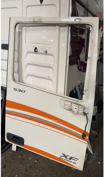 DAF XF - Dörr och reservdelar: bild 2 DAF XF - Dörr och reservdelar: bild 2