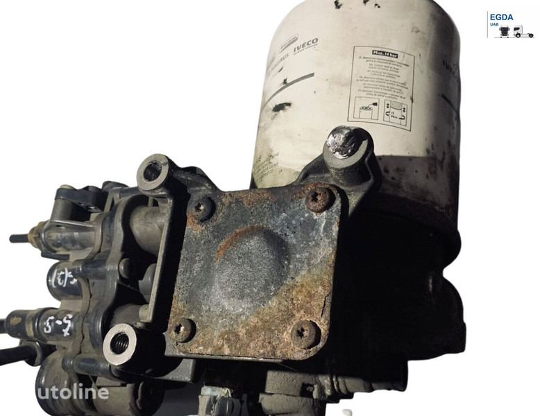KNORR-BREMSE STRALIS 6 - A/C kompressor: bild 1 KNORR-BREMSE STRALIS 6 - A/C kompressor: bild 1