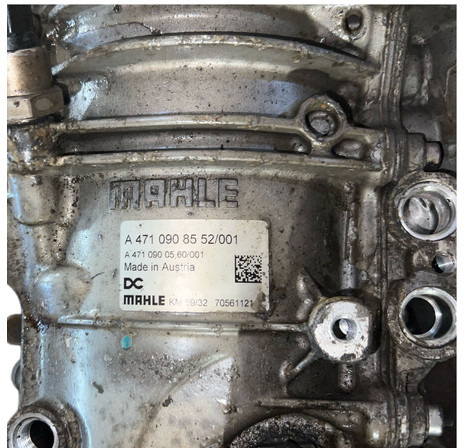 Mercedes-Benz - Oljefilter: bild 3 Mercedes-Benz - Oljefilter: bild 3