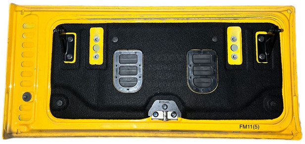 Volvo FM left side - Reservdelar: bild 2 Volvo FM left side - Reservdelar: bild 2
