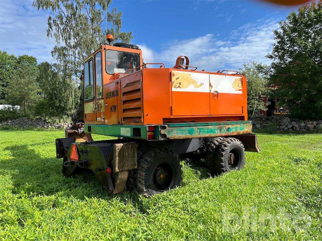 Åkerman H7Mc - Grävmaskin på däck: bild 4 Åkerman H7Mc - Grävmaskin på däck: bild 4