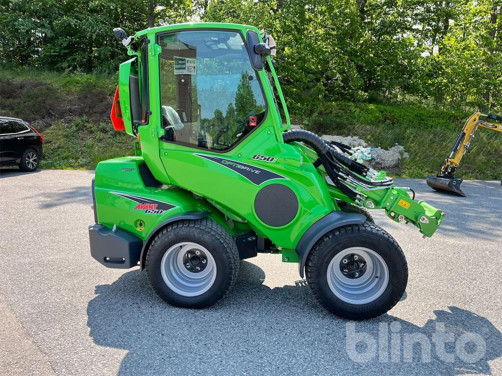 Avant 650i 4X4 med antislip - Kompaktlastare/ Slirstyrda lastare: bild 4 Avant 650i 4X4 med antislip - Kompaktlastare/ Slirstyrda lastare: bild 4
