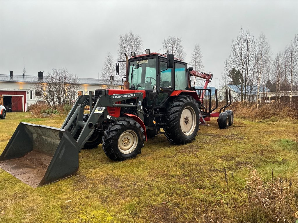 BELARUS MTZ 562 / Patu 595 - Traktor, Skogsvagn: bild 1 BELARUS MTZ 562 / Patu 595 - Traktor, Skogsvagn: bild 1