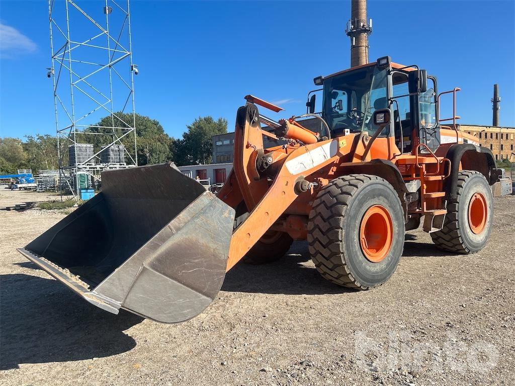 Doosan DL 300 (2012) - Hjullastare: bild 1 Doosan DL 300 (2012) - Hjullastare: bild 1