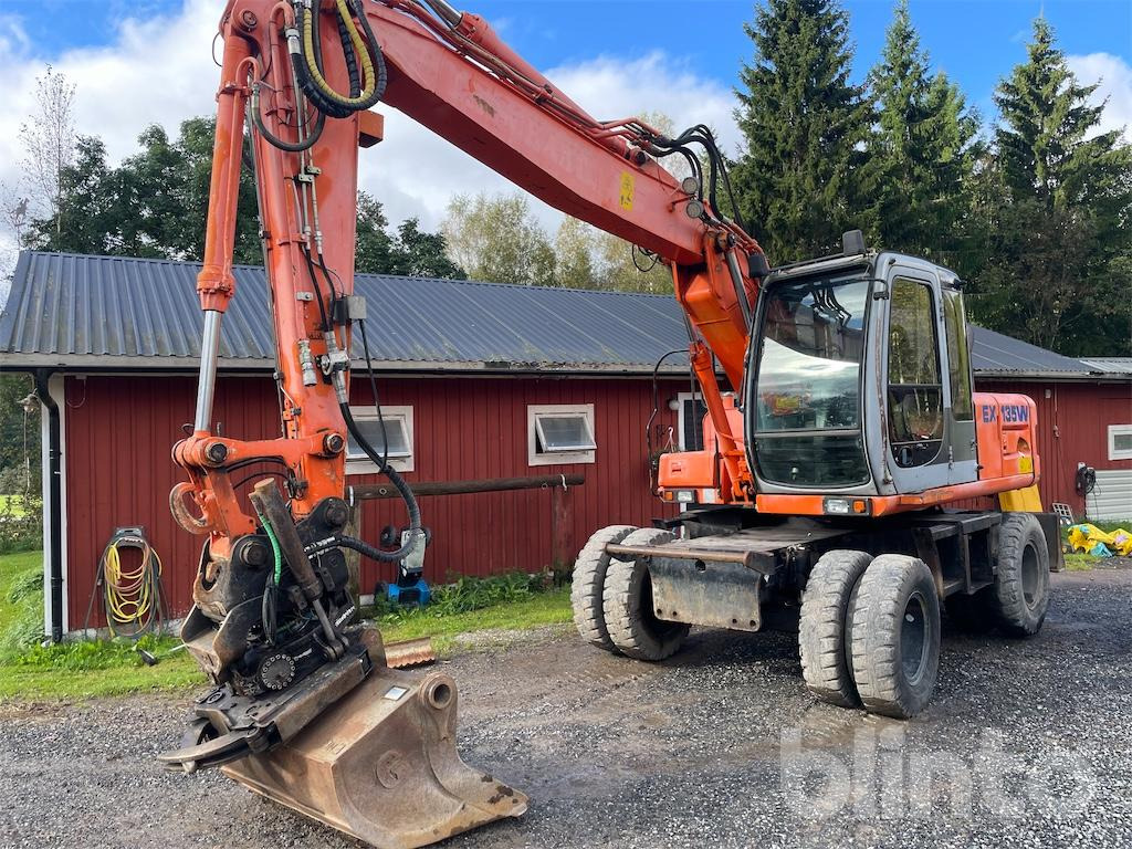 Fiat/Hitachi Ex 135w - Grävmaskin på däck: bild 2 Fiat/Hitachi Ex 135w - Grävmaskin på däck: bild 2