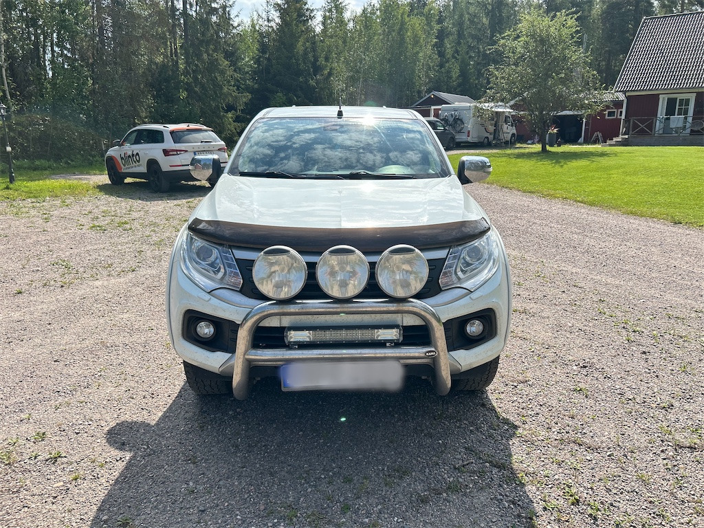 Fiat fullback 4x4 - Pickup: bild 2 Fiat fullback 4x4 - Pickup: bild 2