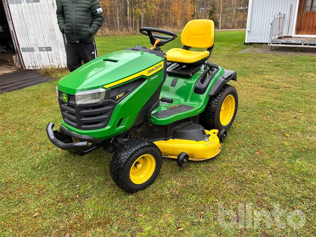 John Deere X167 - Gräsklippare: bild 1 John Deere X167 - Gräsklippare: bild 1
